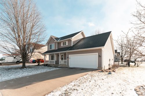 401 E 12th Ave, Indianola, IA, 50125-9431 | Card Image