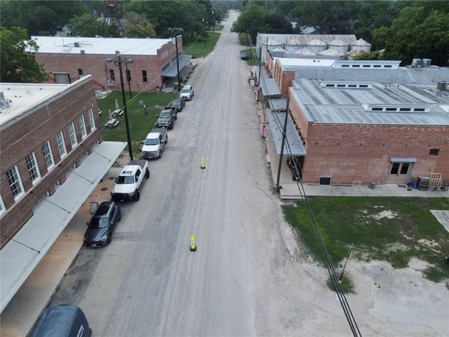 503 Crockett St, Home with 0 bedrooms, 0 bathrooms and null parking in Martindale TX | Image 17