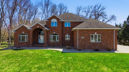 106 50th Ave E, West Fargo, ND, 58078-8246 | Card Image