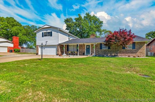 502 Barclay Ave, Dewey, OK, 74029-2804 | Card Image
