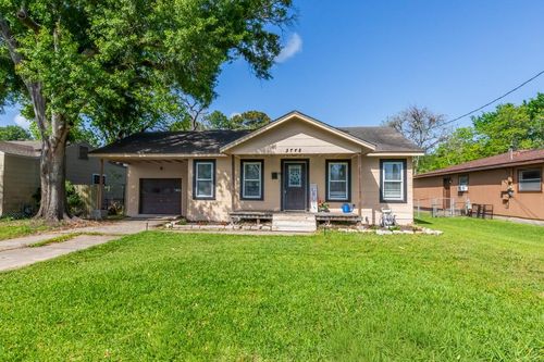 3748 Grant Ave, Groves, TX, 77619-5252 | Card Image