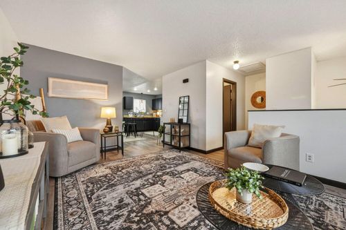 1335 Highland Ave, Sheridan, WY, 82801-2238 | Card Image