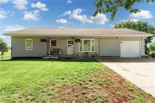 304 North St, Farley, MO, 64028-7827 | Card Image