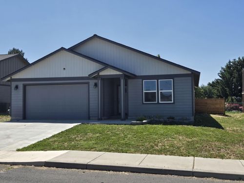 659 Liberty Dr, Metolius, OR, 97741-8723 | Card Image
