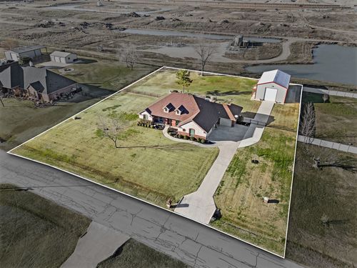 2825 Aston Meadows Dr, Haslet, TX, 76052-2686 | Card Image