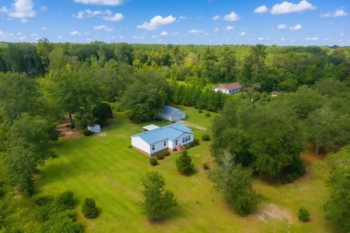 186 Training Rd, Eutawville, SC, 29048-9130 | Card Image