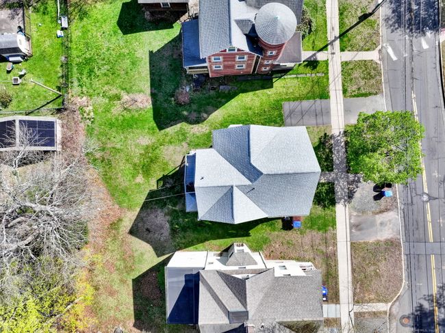 68 High St, Home with 9 bedrooms, 4 bathrooms and null parking in Middletown CT | Image 7