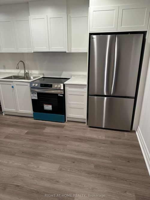 7491 Marvel Dr, Niagara Falls, ON, L2H3V7 | Card Image