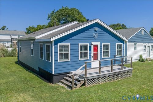 3 Lighthouse Dr, Hampton, VA, 23664-1913 | Card Image