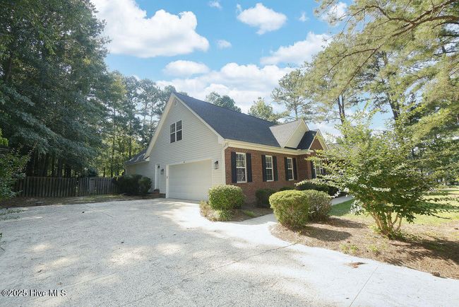 145 Royal Woods Way, House other with 4 bedrooms, 3 bathrooms and 2 parking in Whispering Pines NC | Image 29