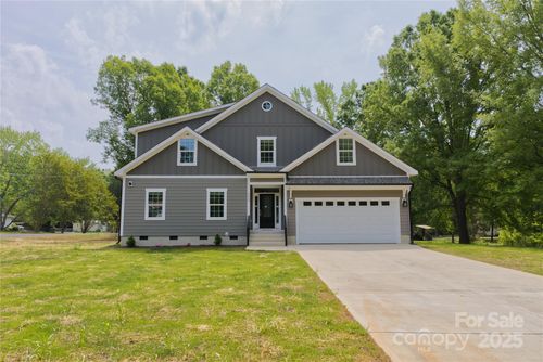 29-4006 Scarlet Dr, Matthews, NC, 28104-4284 | Card Image