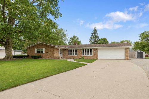 110 Navarre Ct, Auburn, IN, 46706-3118 | Card Image