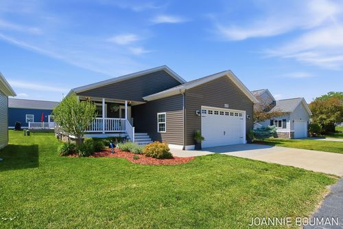 5230 E Sunfield Ln, Holland, MI, 49423-9267 | Card Image