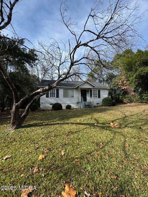 4133 Buena Vista Ave, Macon, GA, 31206-2621 | Card Image