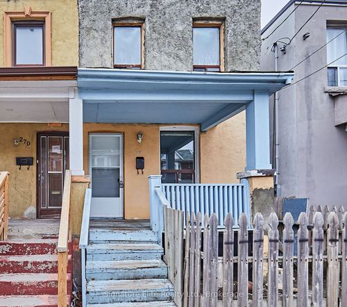 272 Old Weston Rd, Toronto, ON, M6N3A4 | Card Image