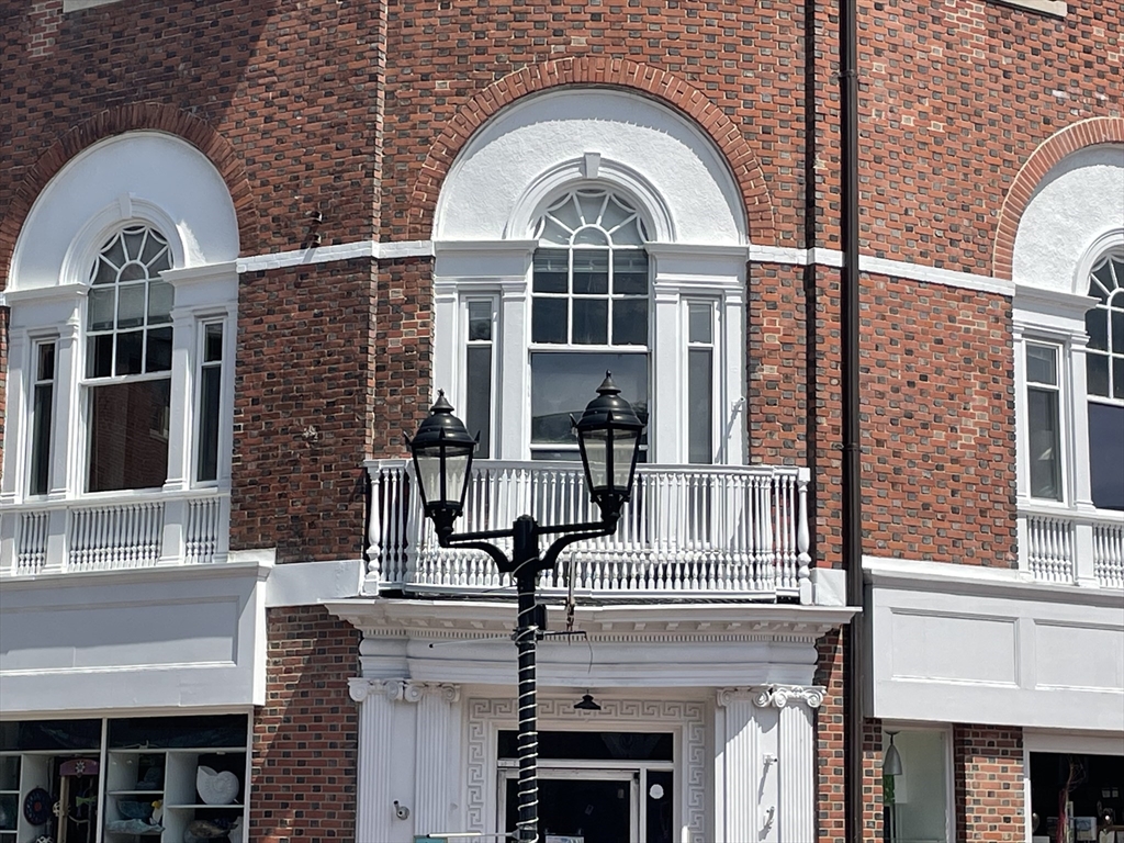 Commercial Lease in Plymouth 4
