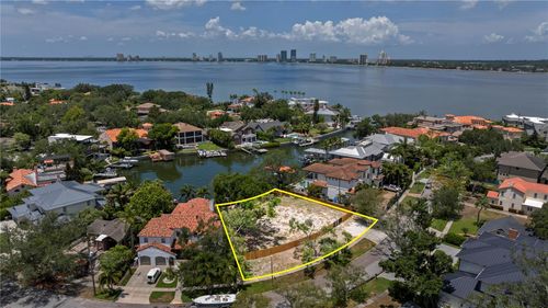 86 Bahama Cir, TAMPA, FL, 33606-3318 | Card Image