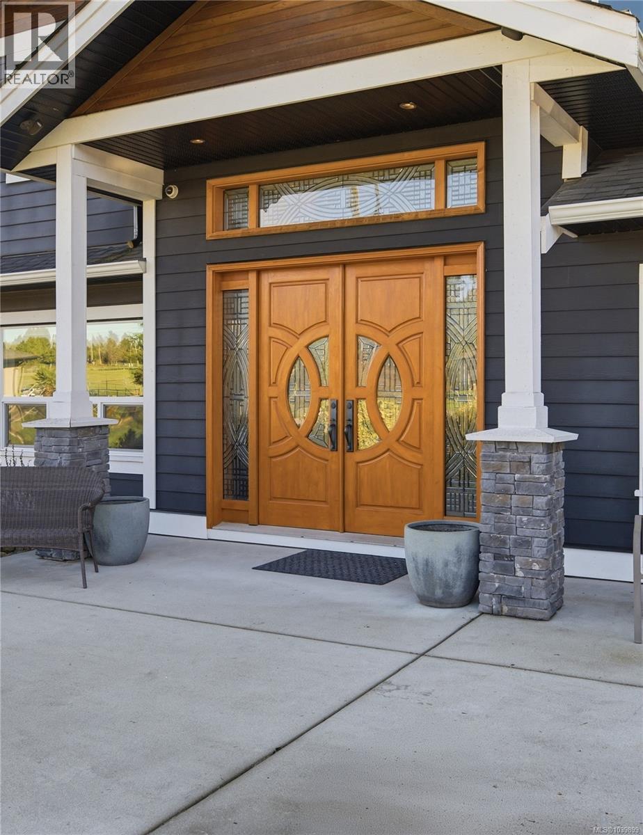 Residential in North Saanich 4