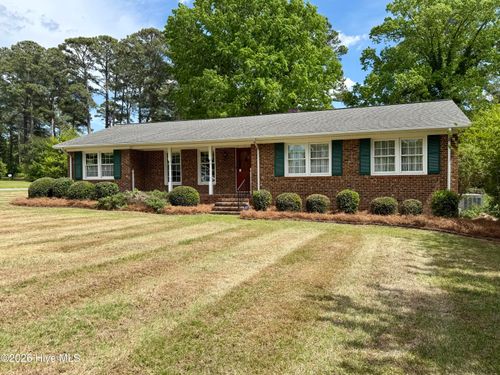 1391 Johnson Dr, Williamston, NC, 27892-8342 | Card Image