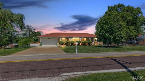 12565 Old Jamestown Rd, Black Jack, MO, 63033-4625 | Card Image