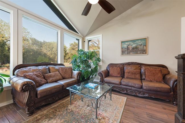 1819 W Belt Line Rd, House other with 4 bedrooms, 4 bathrooms and null parking in Cedar Hill TX | Image 12