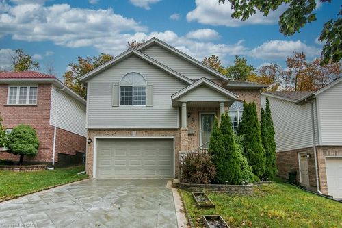36 Dunnigan Dr, Kitchener, ON, N2B3W5 | Card Image