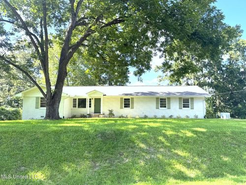 204 Hurricane Rd, Natchez, MS, 39120-5229 | Card Image