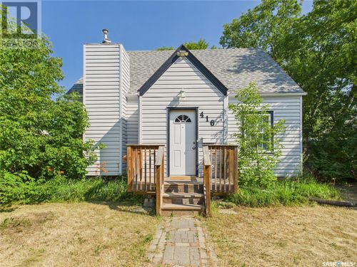 416 13th St W, Prince Albert, SK, S6V3G5 | Card Image