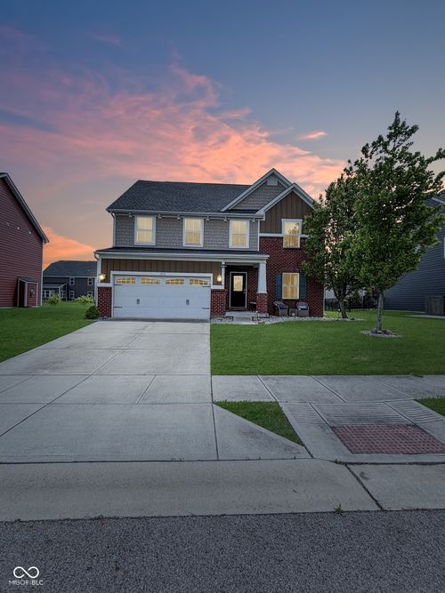 13513 Mancroft Dr, Fishers, IN, 46037-5516 | Card Image