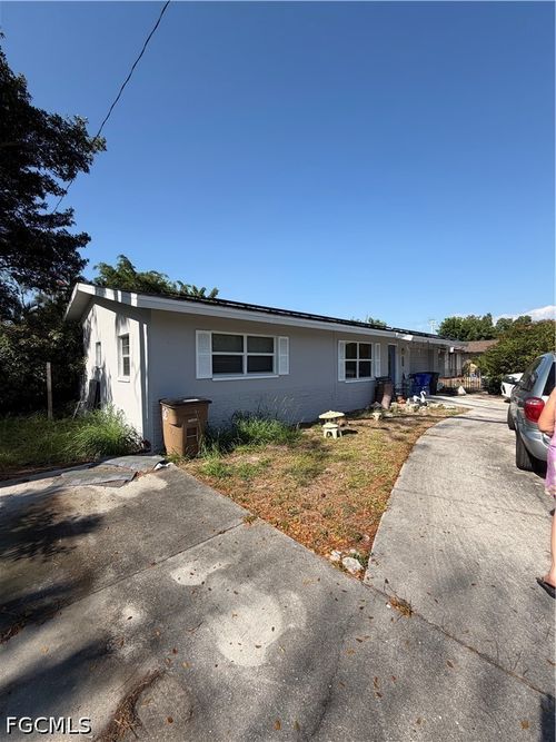 1873 Winkler Ave, Fort Myers, FL, 33901-8652 | Card Image