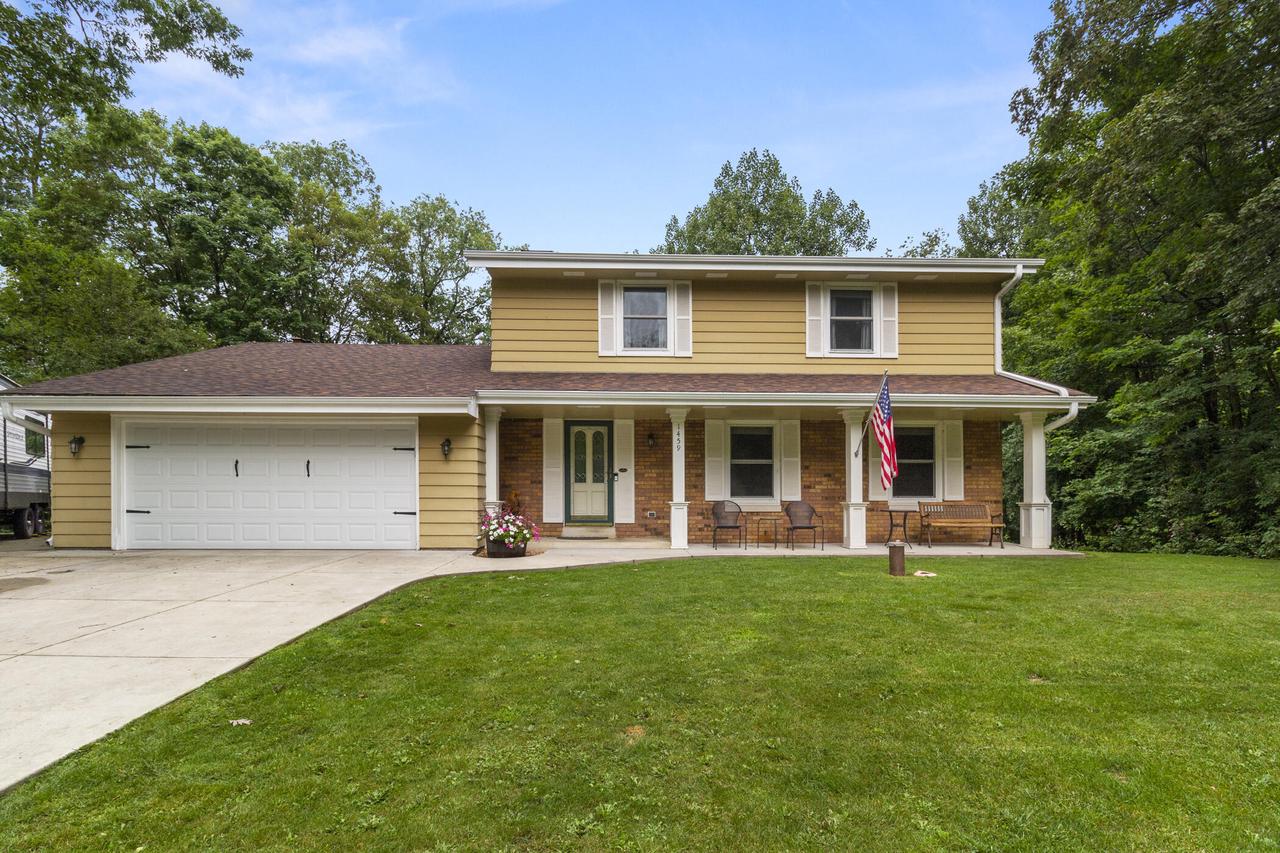 Maple Dr, Hubertus, WI 53033 #1