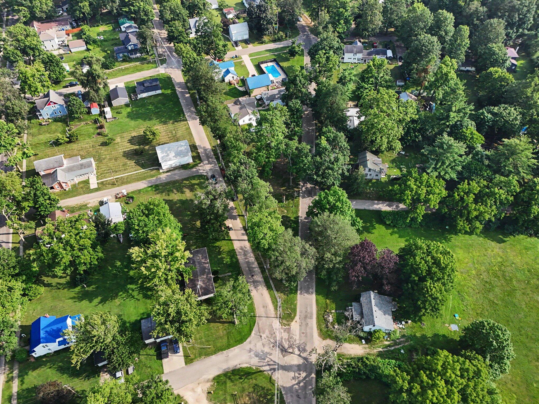 Residential in Burr Oak 3