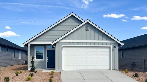 2674 Nw 26th Lp North, Redmond, OR, 97756 | Card Image