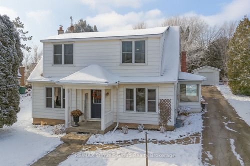 {{alt}} | Card Image