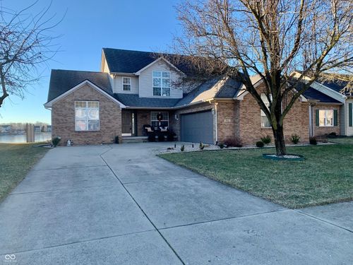 1951 Westminster Pl, Columbus, IN, 47201-2823 | Card Image