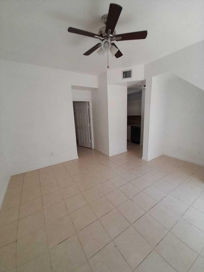 APT-2201 - 2905 Hidden Hills Rd, Condo with 3 bedrooms, 3 bathrooms and null parking in West Palm Beach FL | Image 4