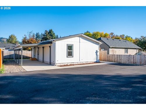 1228 47th Ave, Sweet Home, OR, 97386-3201 | Card Image
