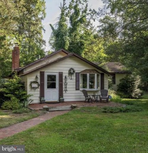 131 Iroquois Trl, MEDFORD LAKES, NJ, 08055-1619 | Card Image