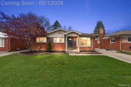 26313 Princeton St, Saint Clair Shores, MI, 48081-3816 | Card Image