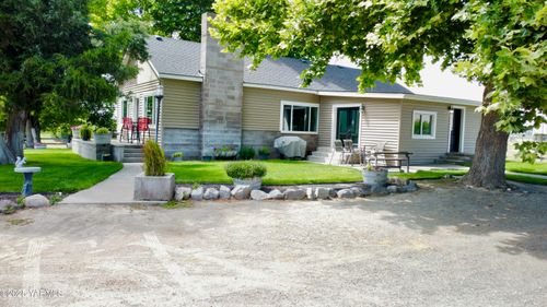 2060 Cemetery Rd, Sunnyside, WA, 98944-9259 | Card Image