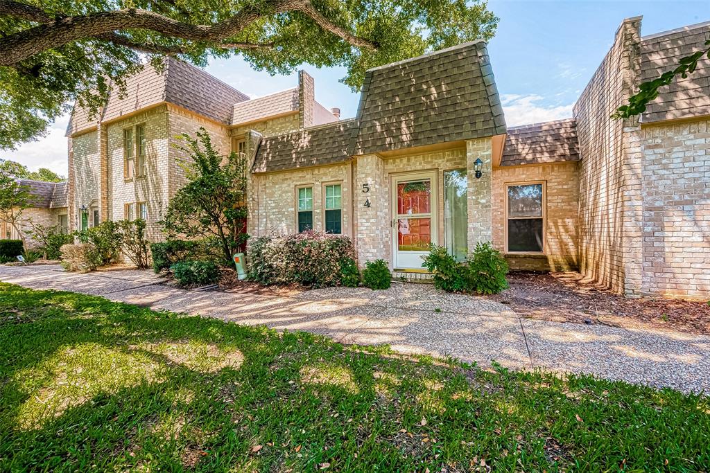 River Creek Way, Sugar Land, TX 77478