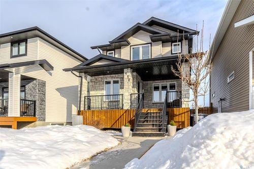 450 Kloppenburg St, Saskatoon, SK, S7W0N8 | Card Image