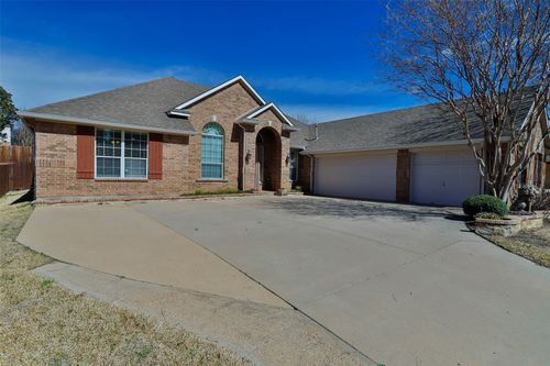3513 Oliver Dr, Fort Worth, TX, 76244-8669 | Card Image