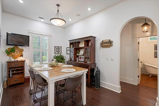 21-476 Wallace-Wells Circle-34 | Image 21