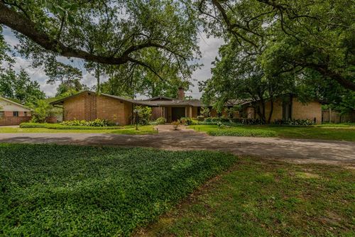 4695 Gladys Ave, Beaumont, TX, 77706-3524 | Card Image