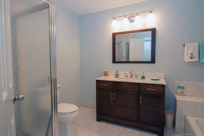 APT-306 - 1 Mansfield Grove Rd, Condo with 2 bedrooms, 2 bathrooms and null parking in East Haven CT | Image 17