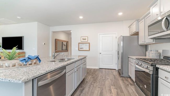 323 Glade Ct, House other with 3 bedrooms, 2 bathrooms and 4 parking in Loris SC | Image 6