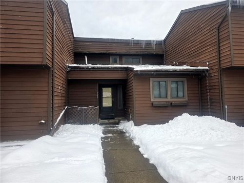 720 Idlewood Blvd, Baldwinsville, NY, 13027-3010 | Card Image