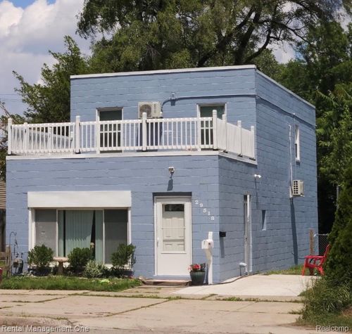 29518 Joy Rd, Livonia, MI, 48150-4060 | Card Image