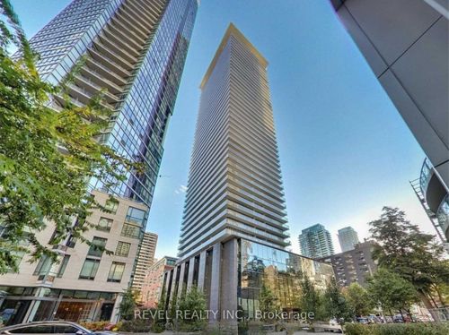 2901-33 Charles Street E, Toronto, ON, M4Y0A2 | Card Image